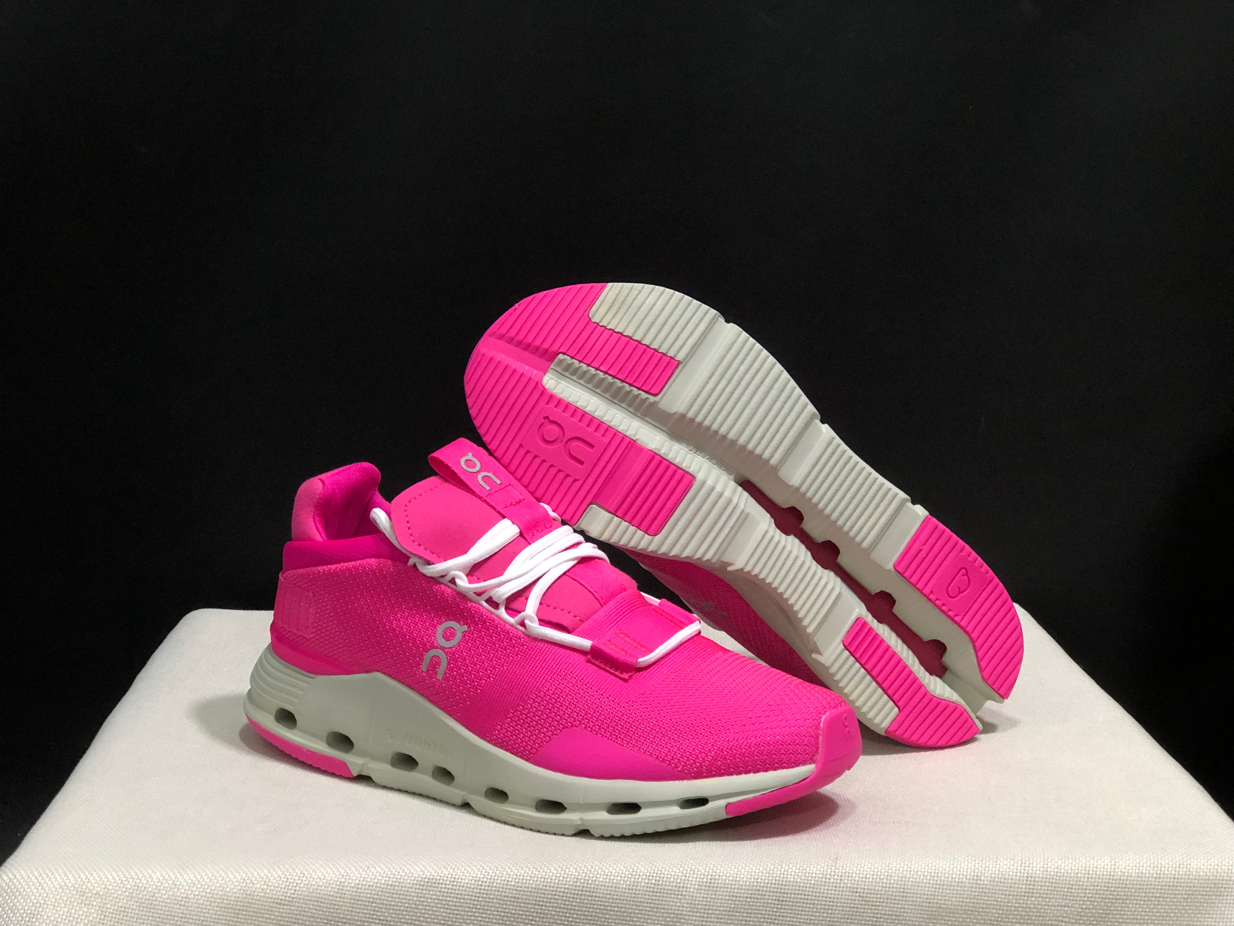 On Cloud Cloud nova Women Running Shoes pink soles 