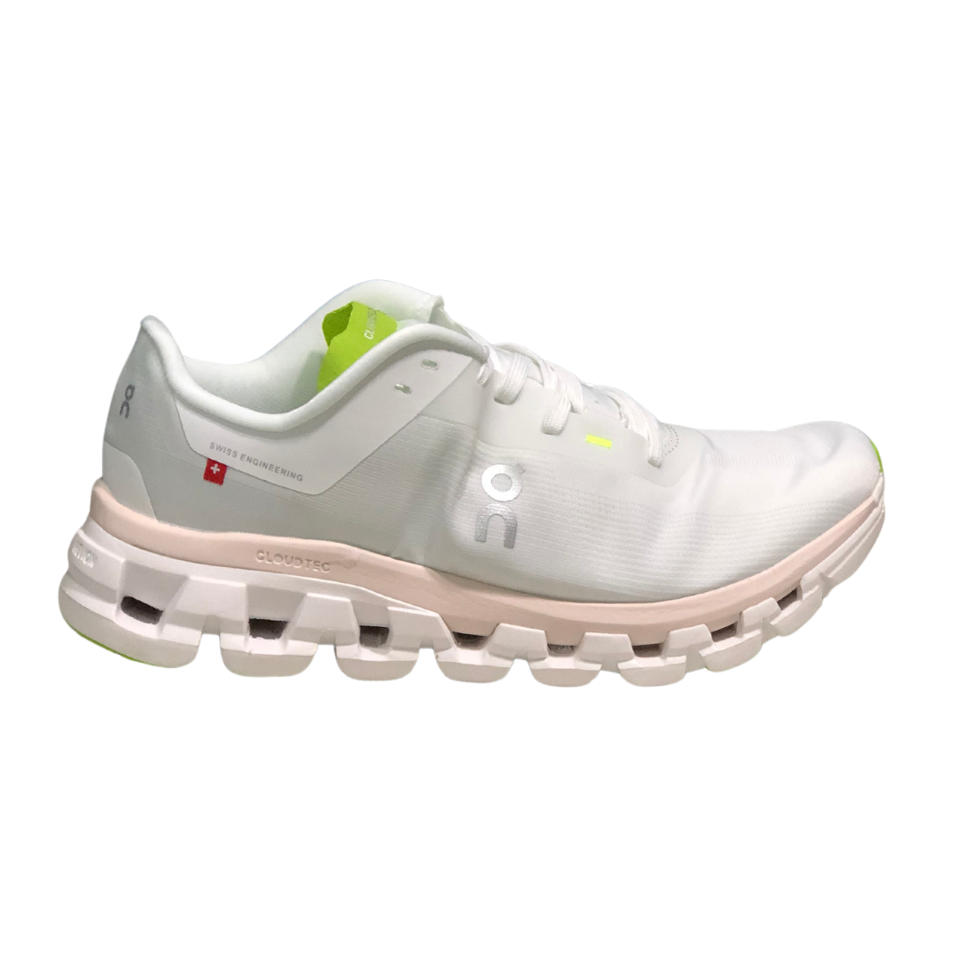 On Cloud Cloudflow 4 New Generation White and green running shoes