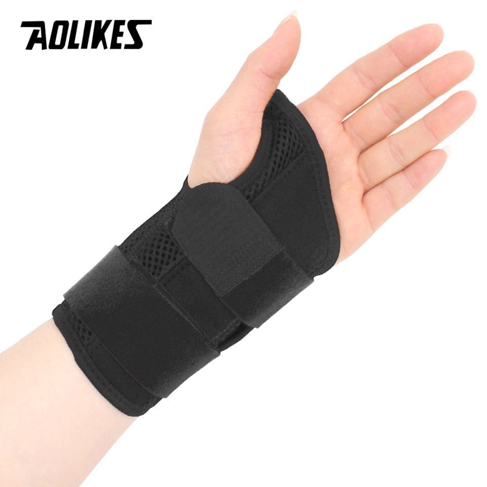 AOLIKES Adjustable Wrist Fitted Stabilizer Splint Carpal Tunnel Hand 