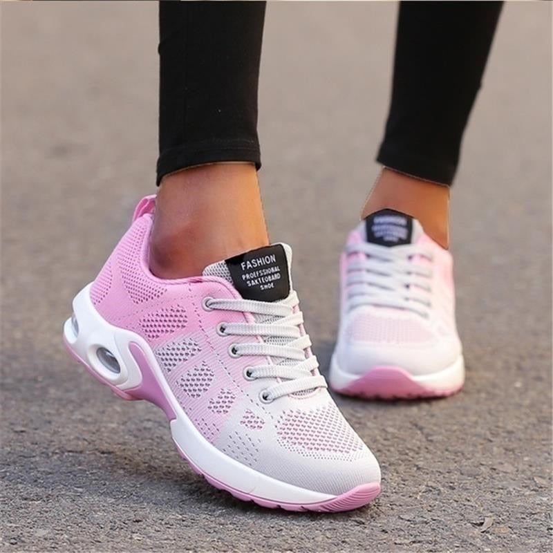 Compra grey Summer Women Shoes Breathable Mesh Outdoor Light Weight Sports Shoes